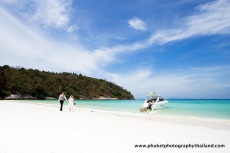 pre wedding photography at Racha island , phuket , thailand