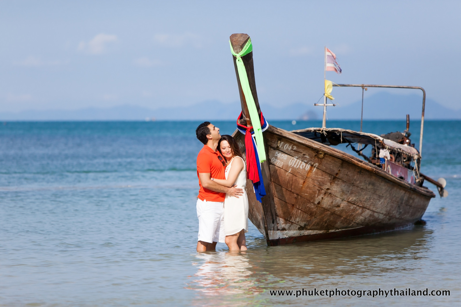 honeymoon couple photography at railay beach  Ao nang  krabi