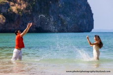 honeymoon photography at railay beach , ao nang , krabi