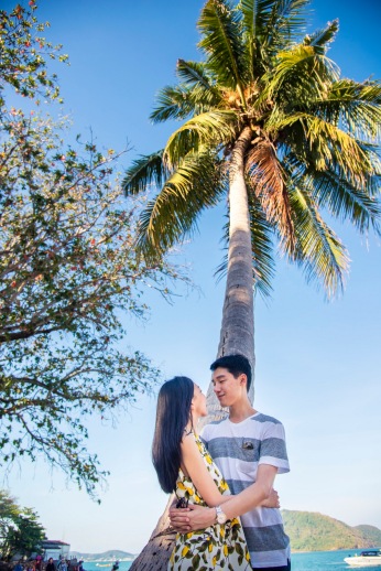 Honeymoon photo session at Lamka phuket thailand